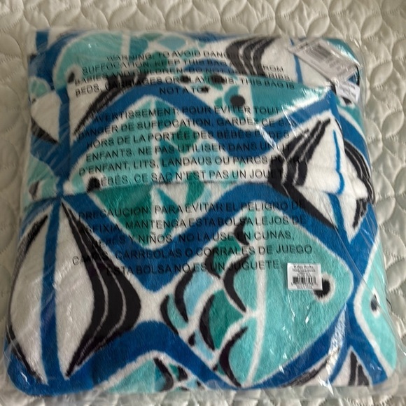Vera Bradley Other - Vera Bradley Go Fish Blue Fleece Travel Blanket  60” x 45”